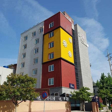 Raon Hotel Gwangyang  エクステリア 写真