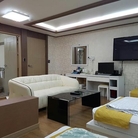 Raon Hotel Gwangyang  エクステリア 写真